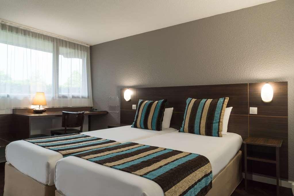 Sure Hotel By Best Western Biarritz Aeroport Anglet Camera foto